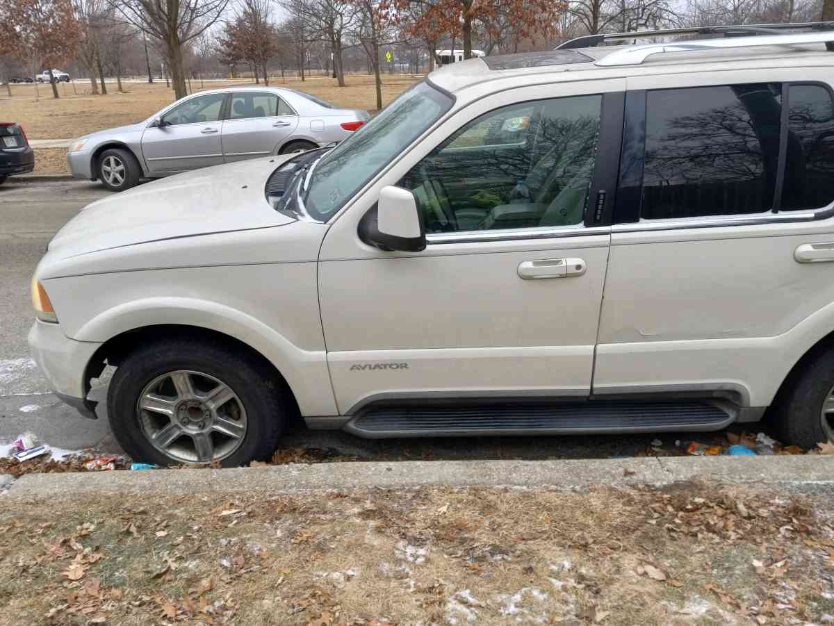 2003 Lincoln Aviator