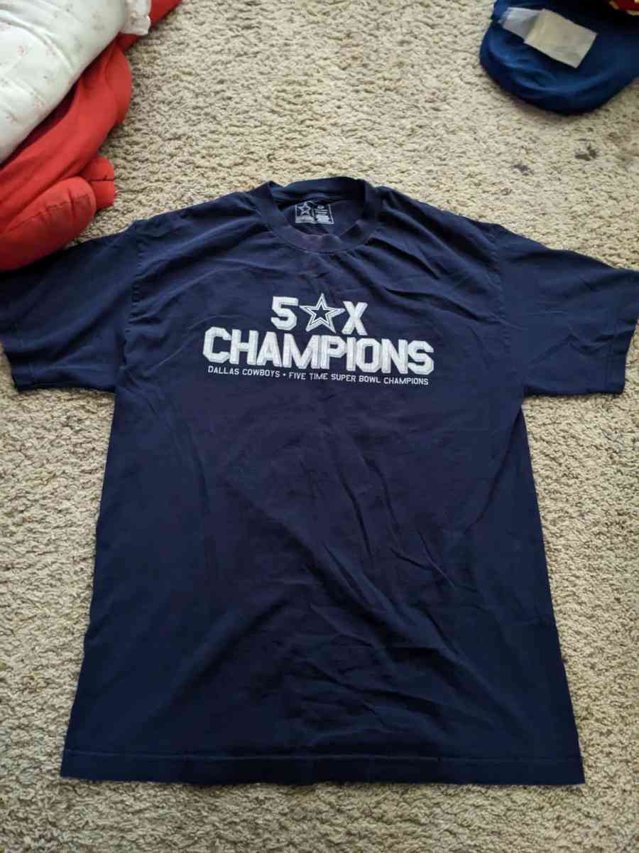 Dallas Cowboys clothing bundle