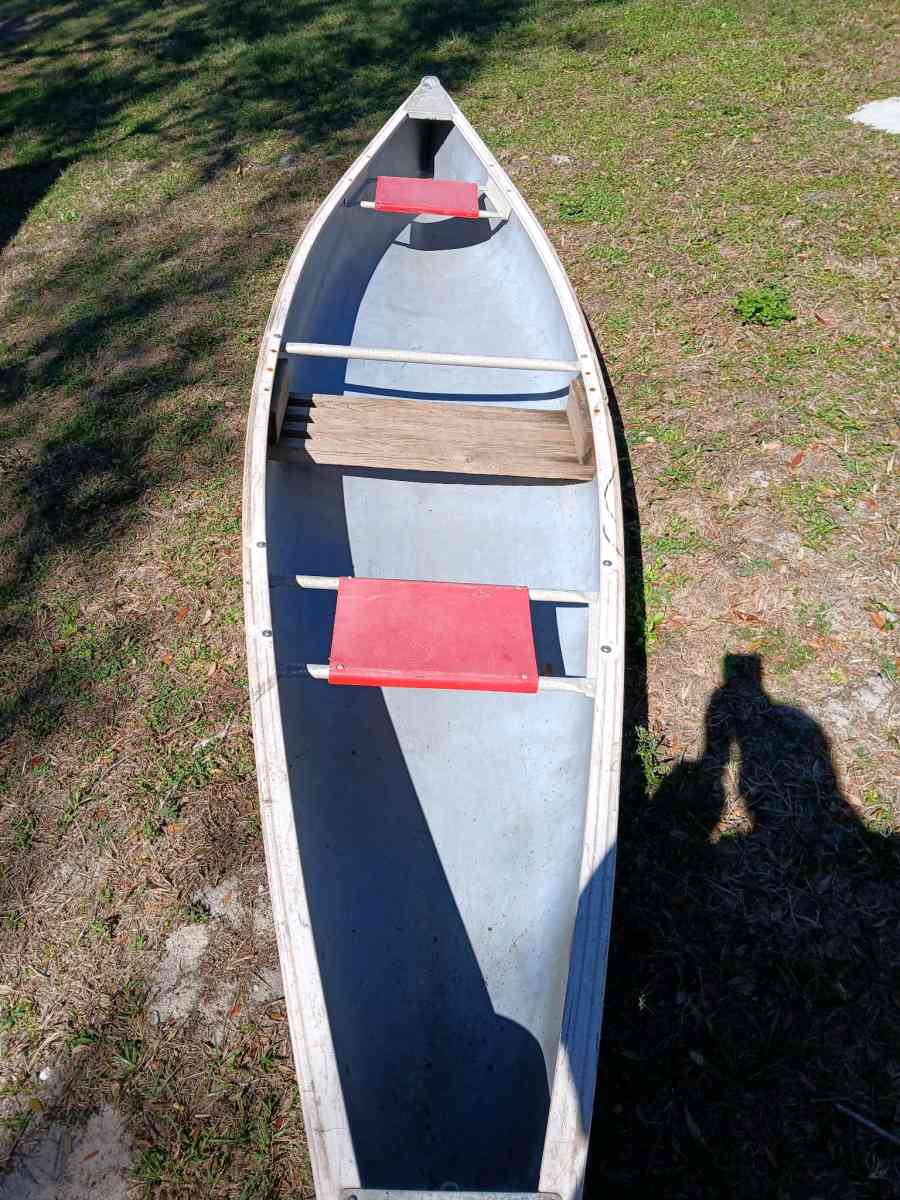 17 foot mohawk canoe