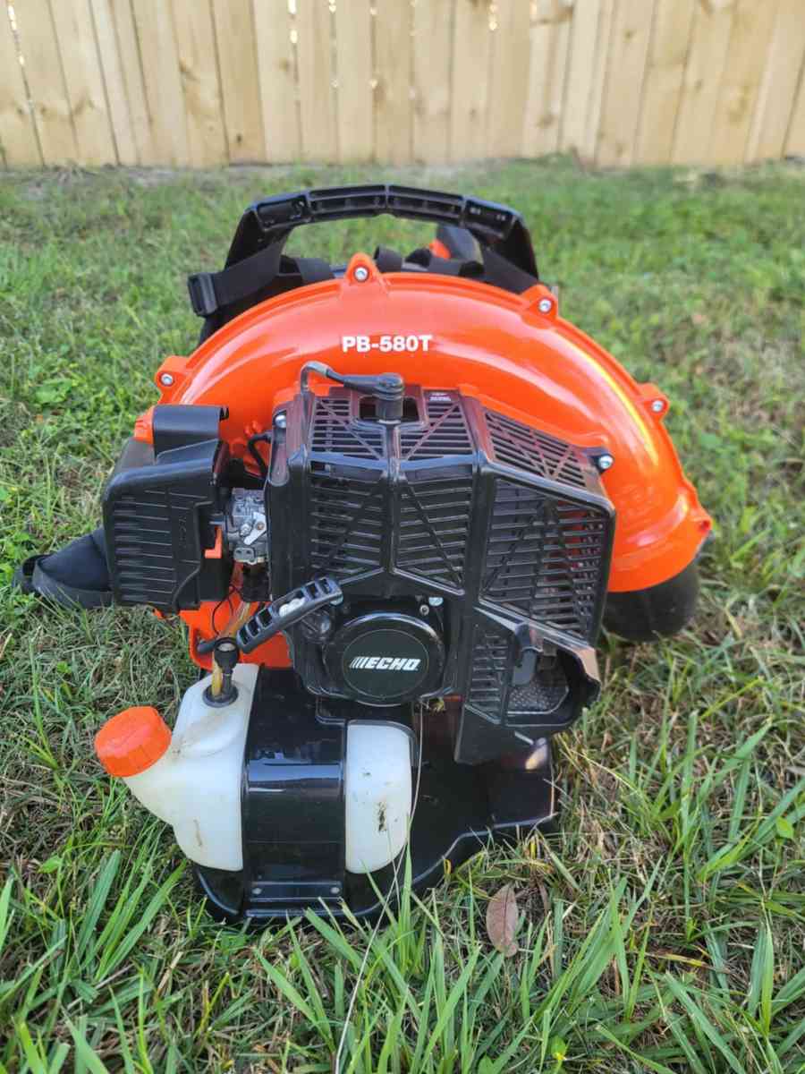 Echo Pb580T Backpack Blower Like New Working Very Good