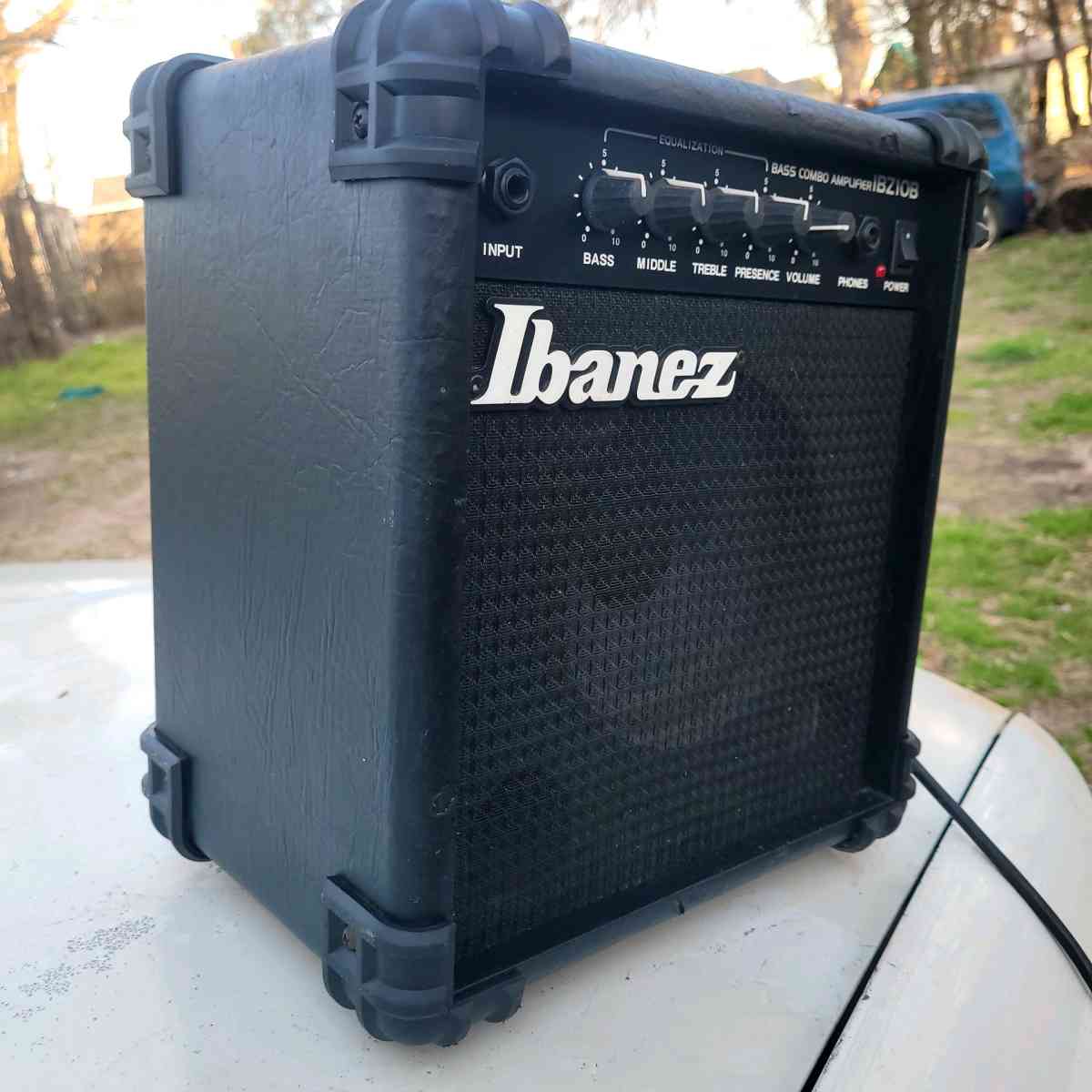 IBANEZ Bass Amplifier