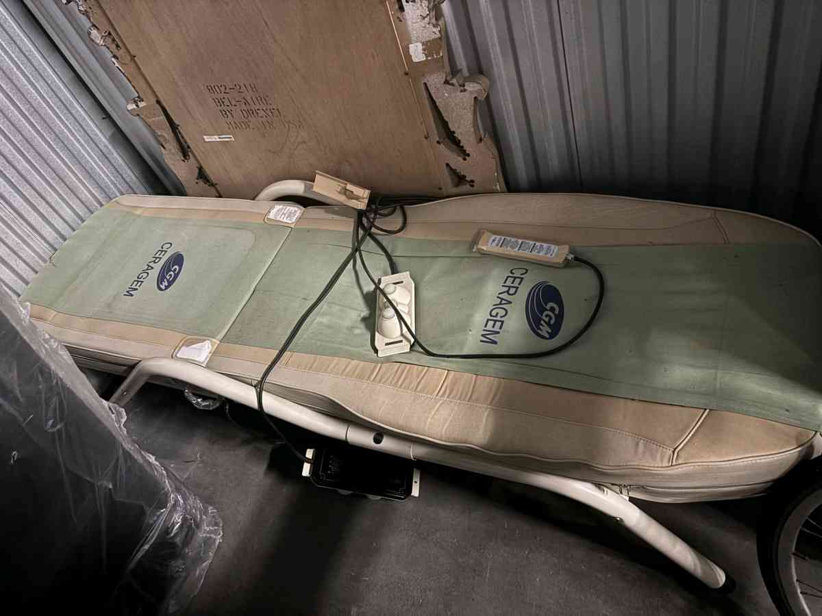 CGM CERAGEM therapist massage bed