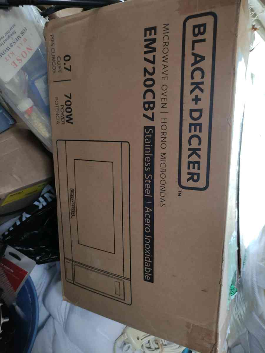 black and deck microwave