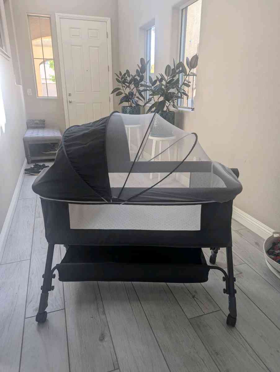 Multifunctional Baby Bassinet