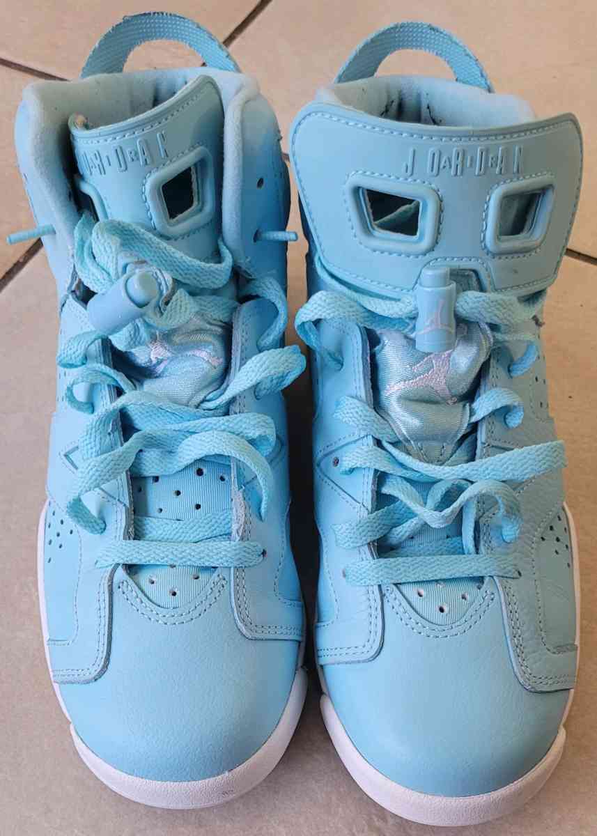 NIKE AIR JORDAN 6