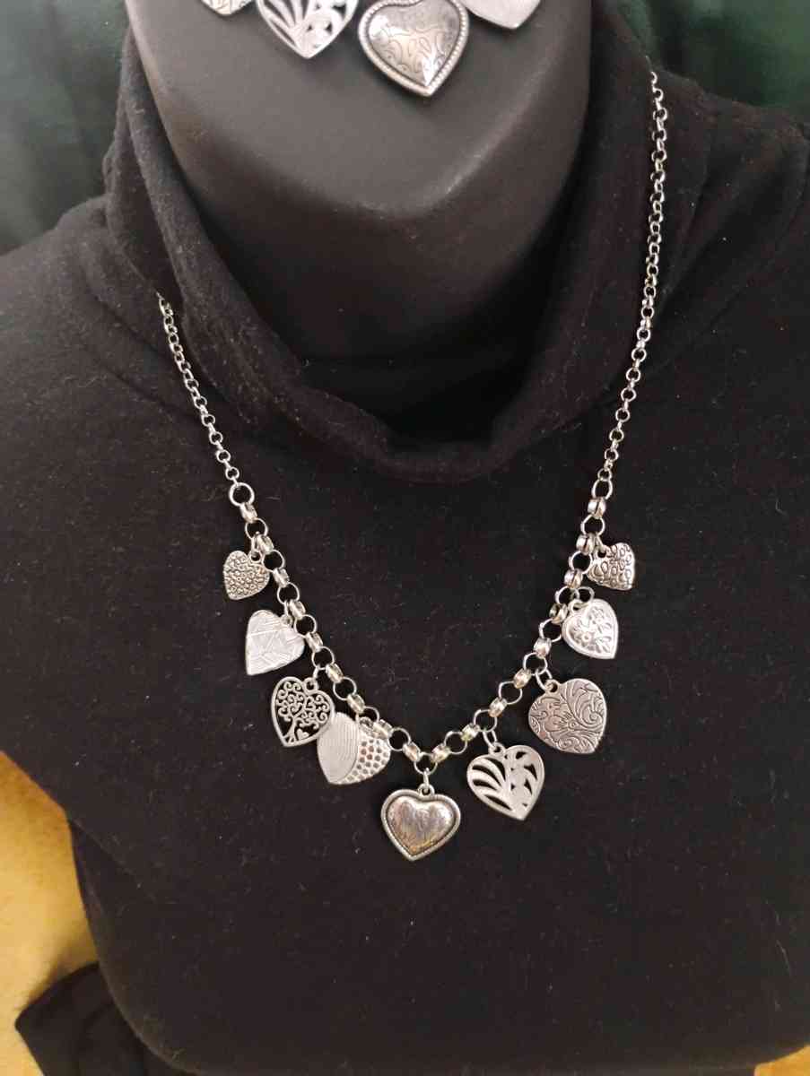Adorable multiple heart charms Necklace  set