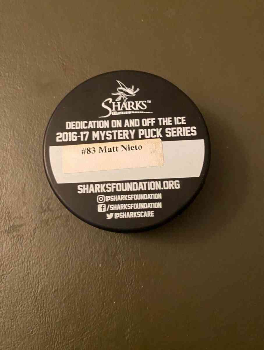 Hockey Star Wars puck