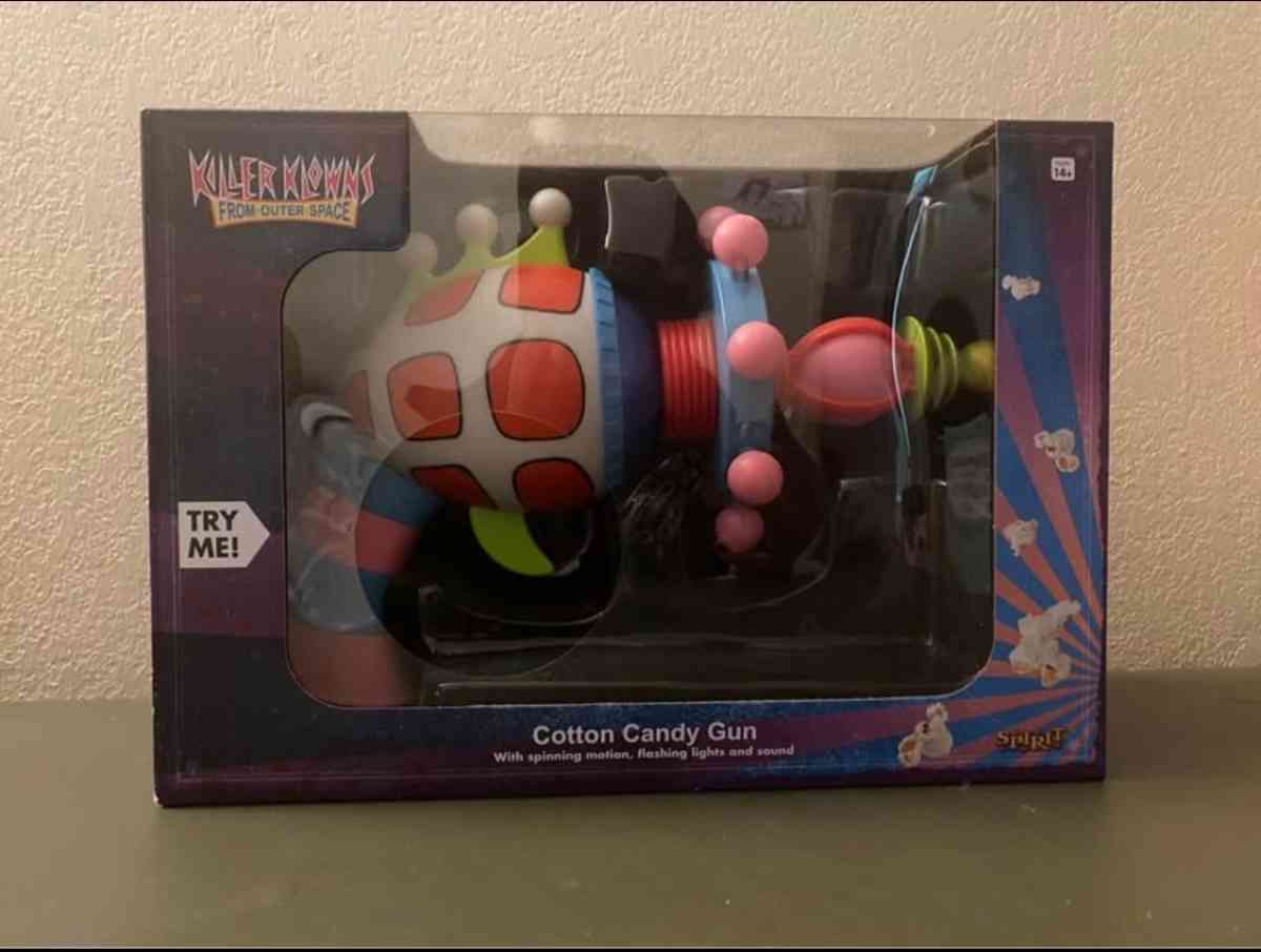 Killer Klown toy gun