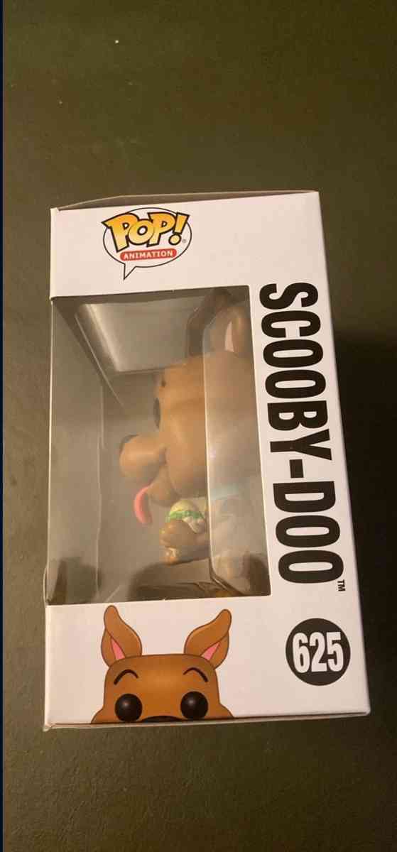 Scooby Doo and sandwich