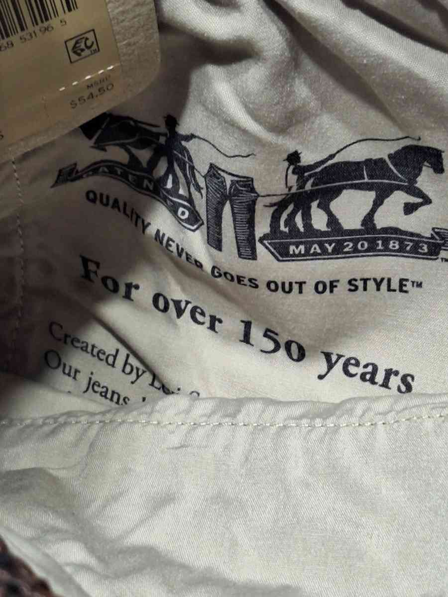 Levis Trail Cargo Shorts Mens Size small 6 Brown Print Draws