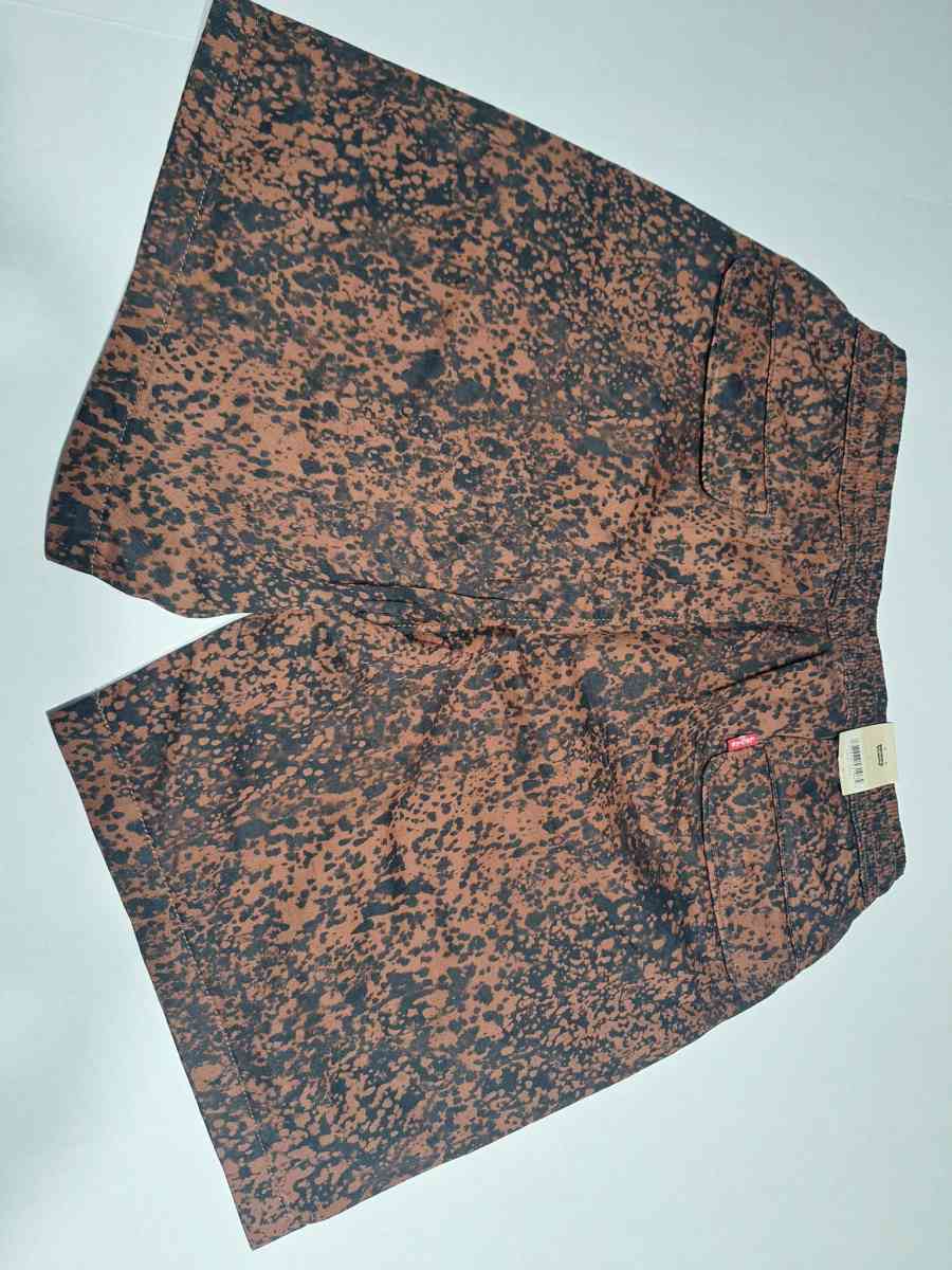 Levis Trail Cargo Shorts Mens Size small 6 Brown Print Draws