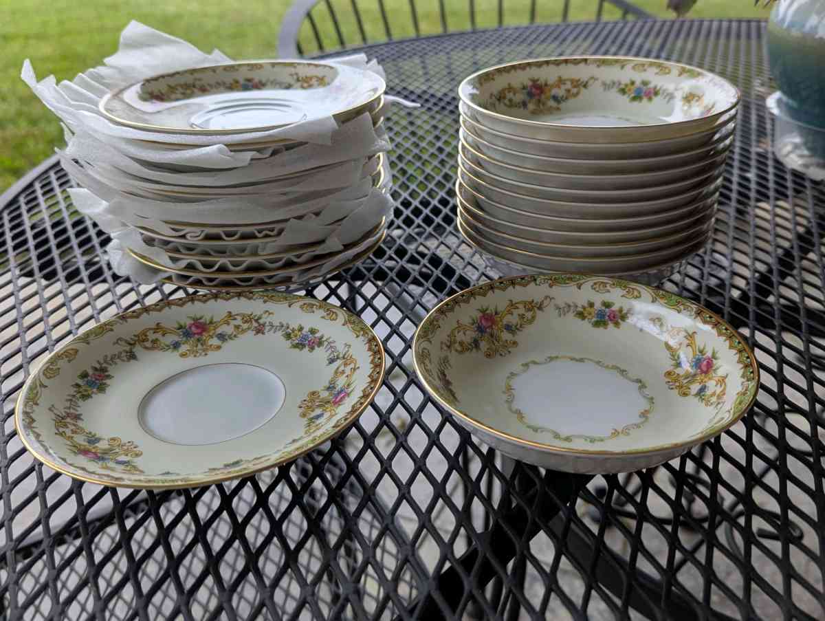 Vintage Noritake China Bowls and Saucers