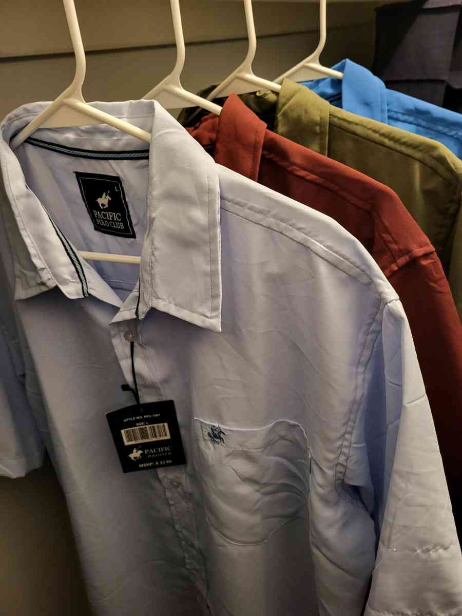 5 Mens Brand New Short Sleeve Shirts with a bonus backpack