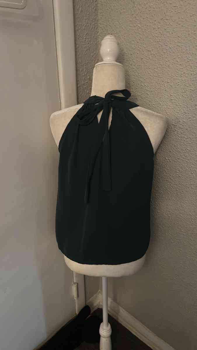 SHEIN Green Scalloped Tie Top Size XS