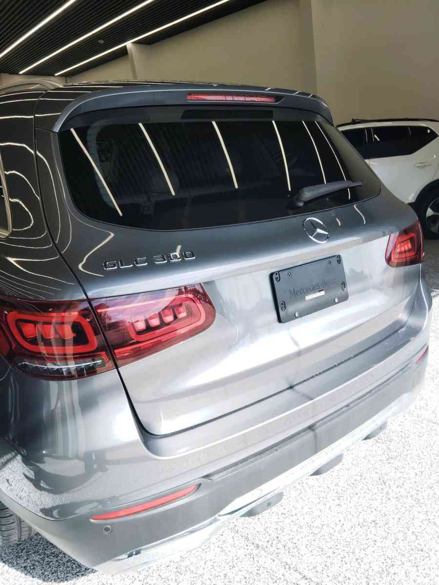 2021 MercedesBenz GLC300