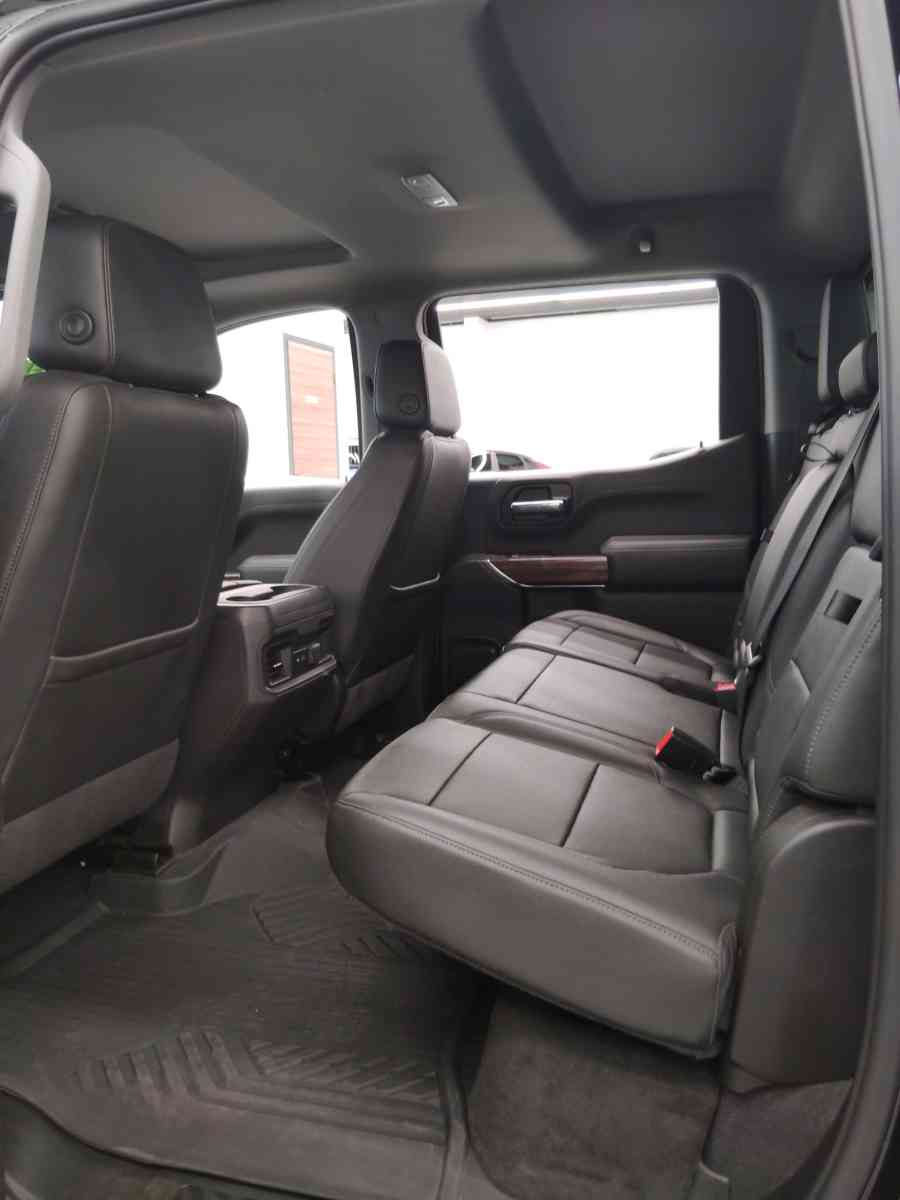 2022 Chevrolet Silverado LT Trail Boss