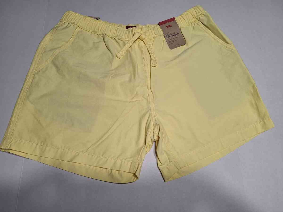 Levis MOOD YELLOW Mens XX Chino Easy 6 Shorts Size L