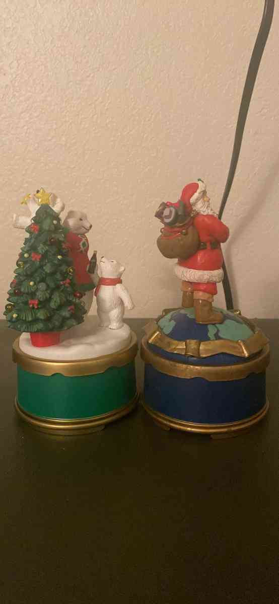 old vintage music box