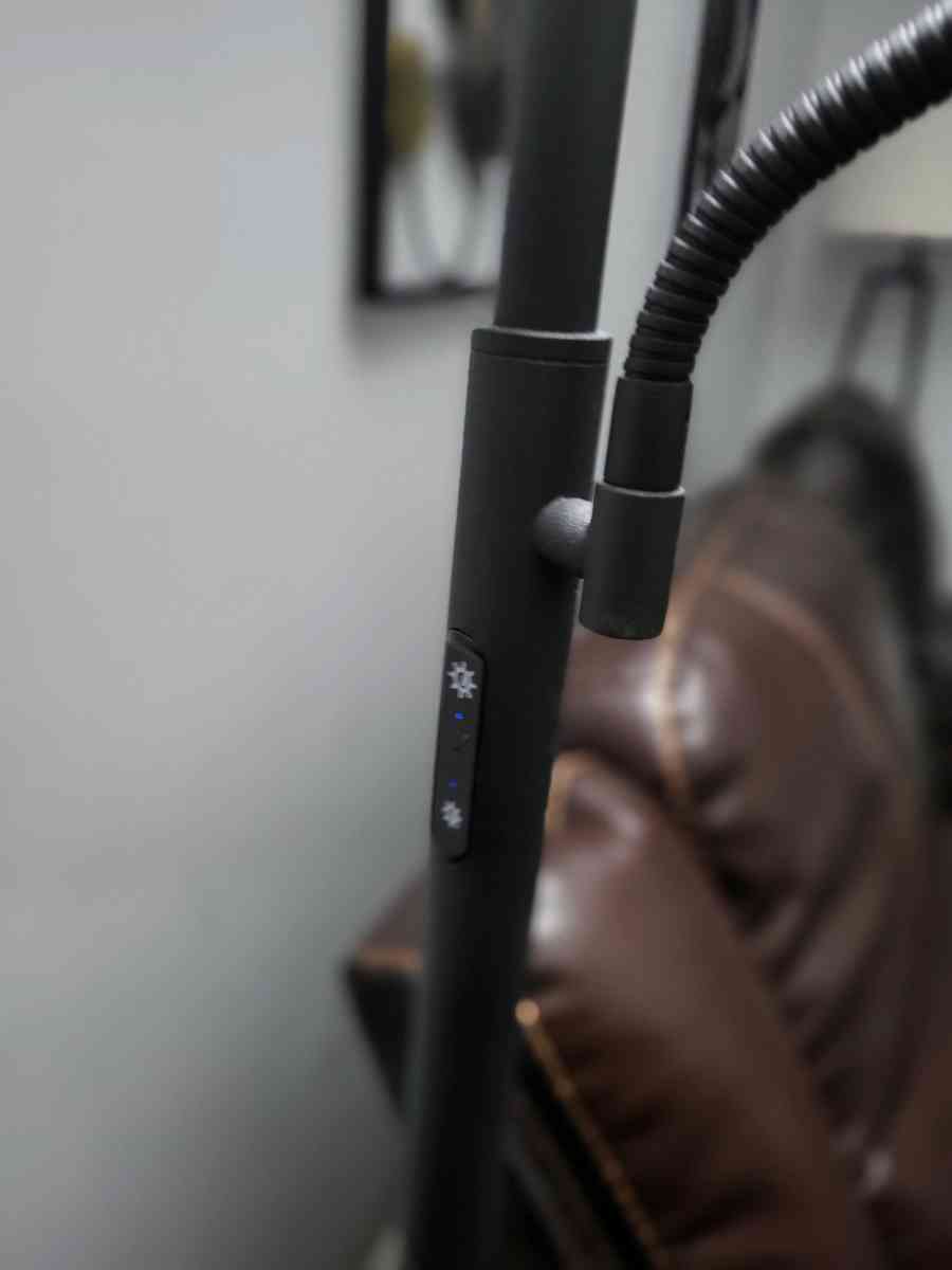 Remote Controlled LED Floor Lamp with Flexible Arm