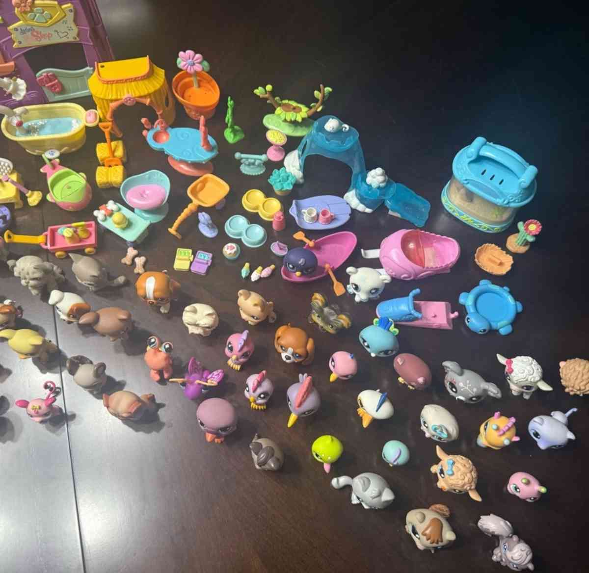 Littlest pet shop lot