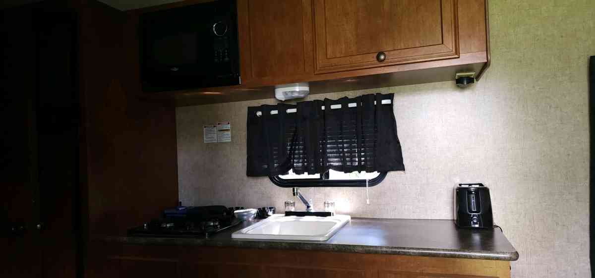 2015 sportsman classic camper 20ft message for more details