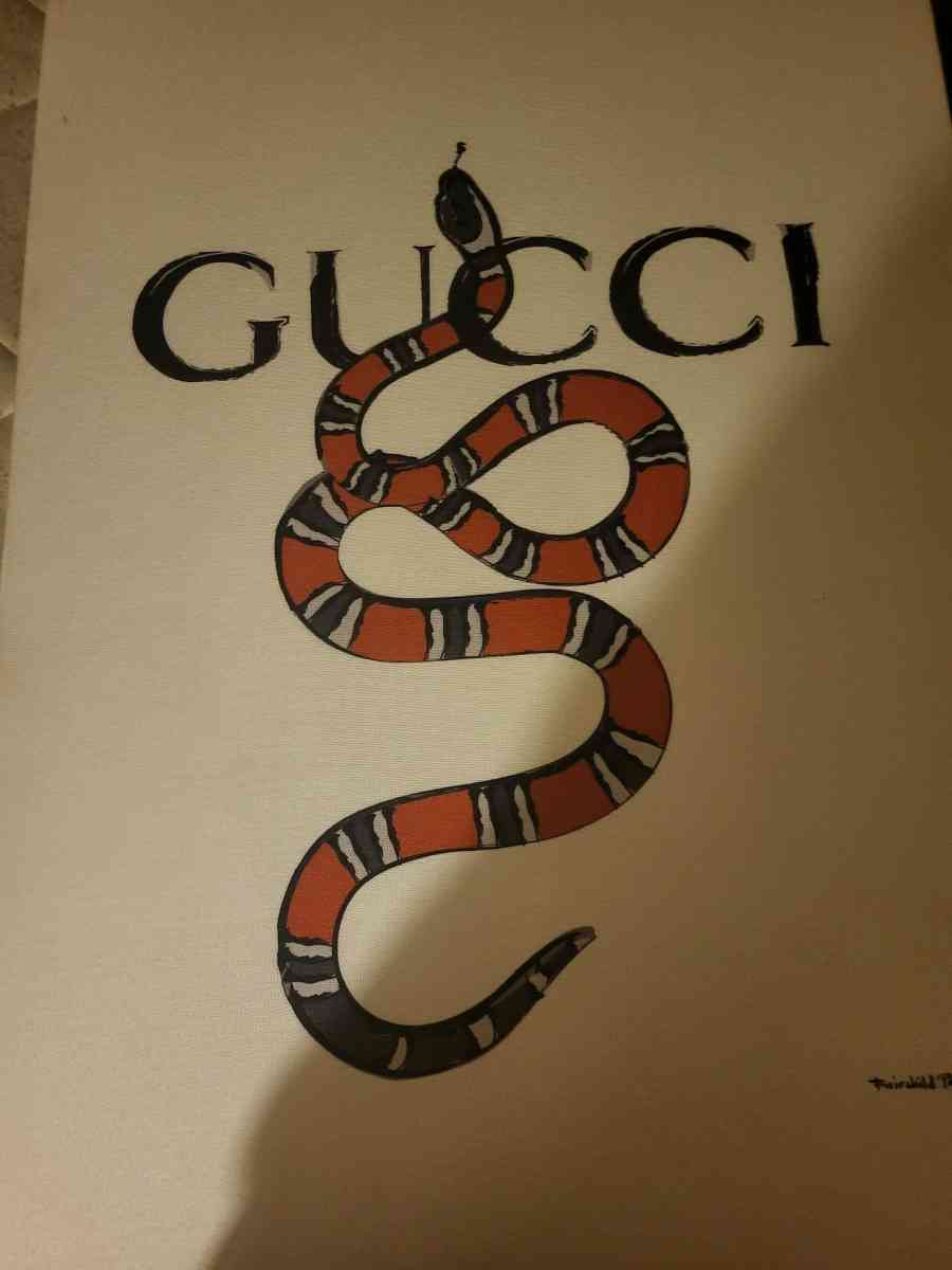 hand painted Gucci painted by far  child Paris