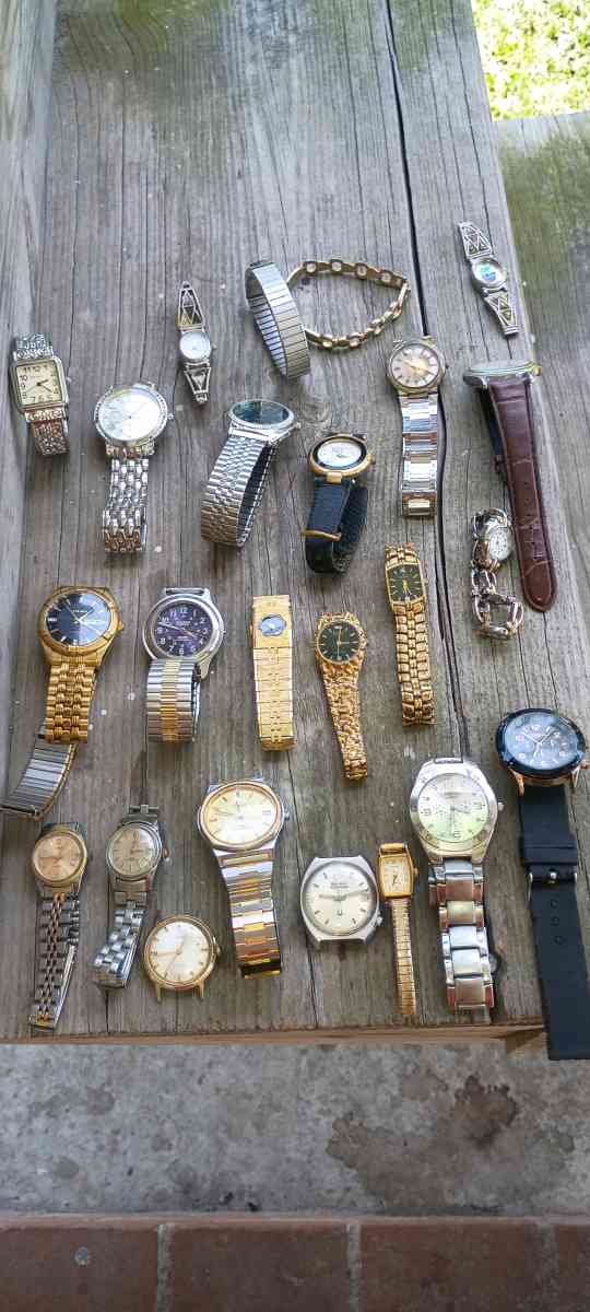 Lot watches