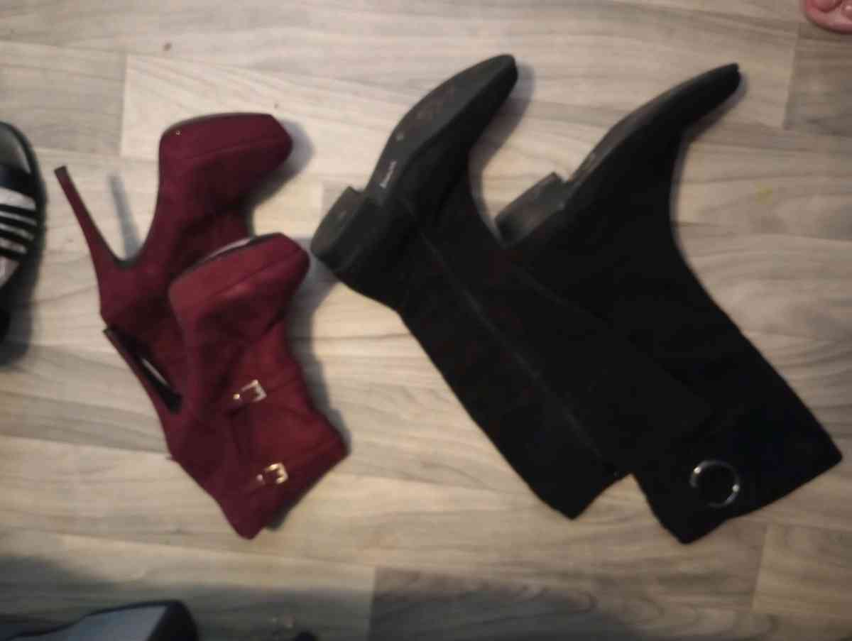 12 pairs of womens shoes sizez 8 to 9