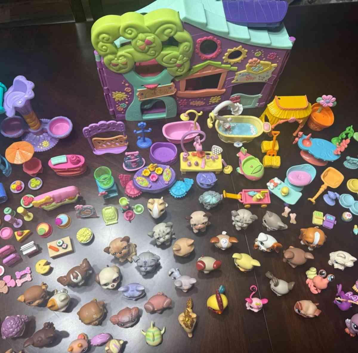 Littlest pet shop lot