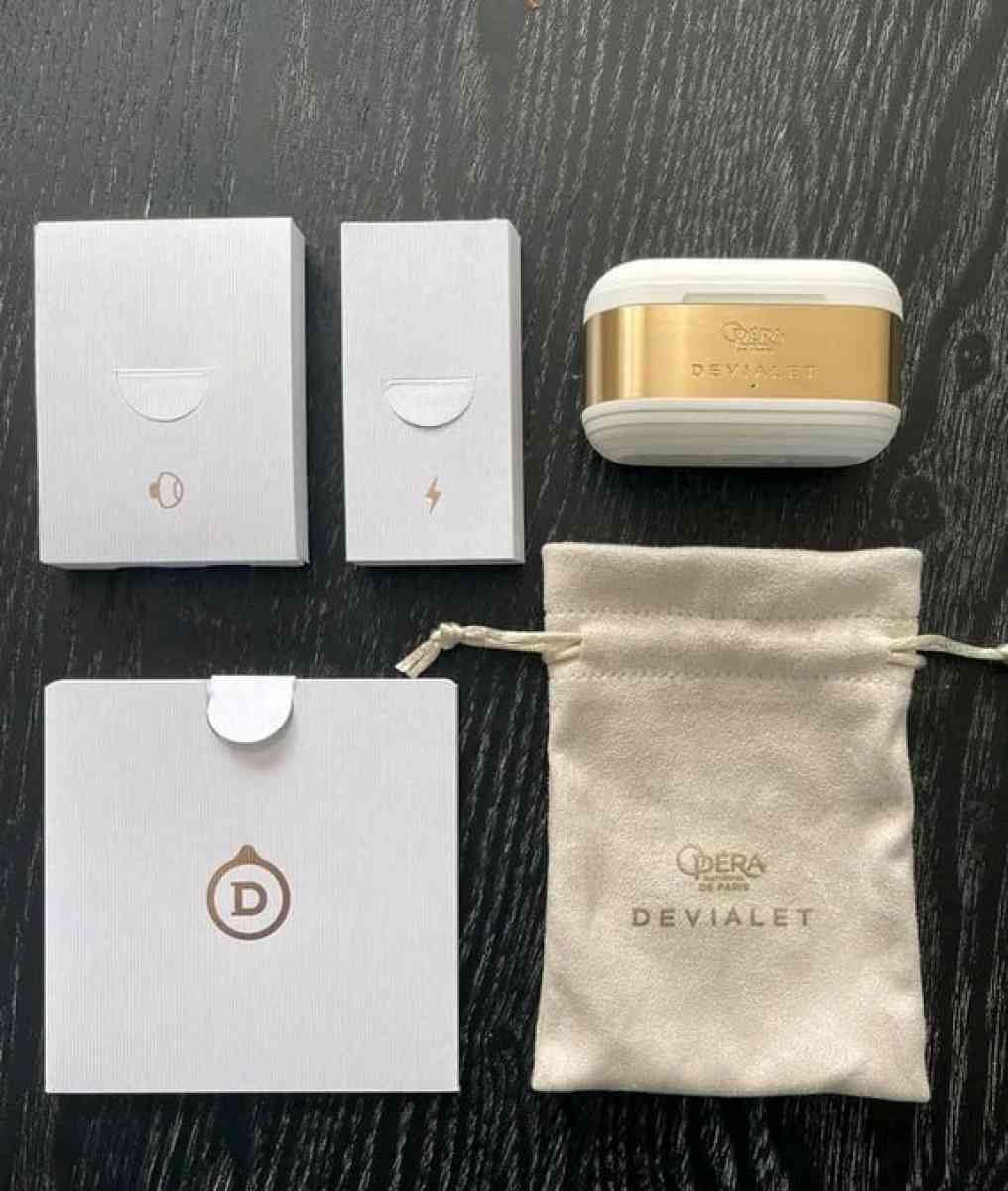 Devialet Gemini 2 wireless headphones