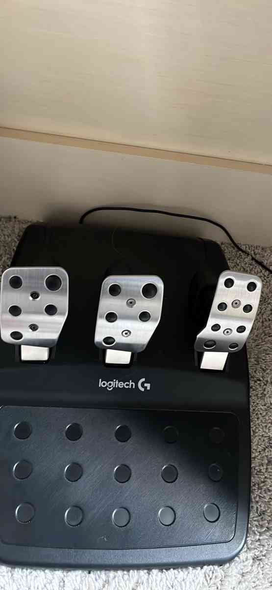 Negotiable gaming wheel