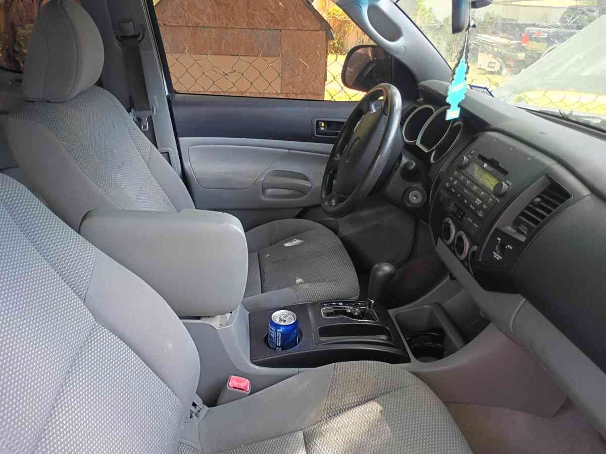 Truck Toyota Tacoma 2009