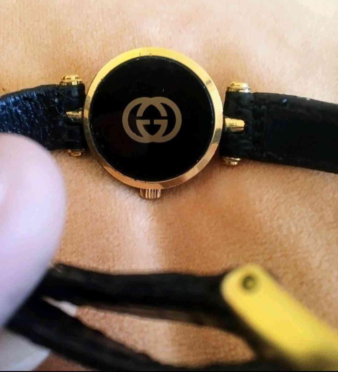 Vintage GUCCI Black And Gold Tone Watch