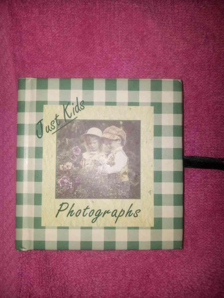 Photographs album books