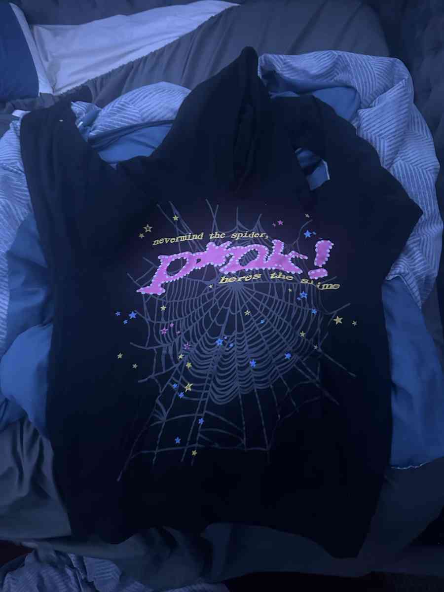 spider hoodie size small