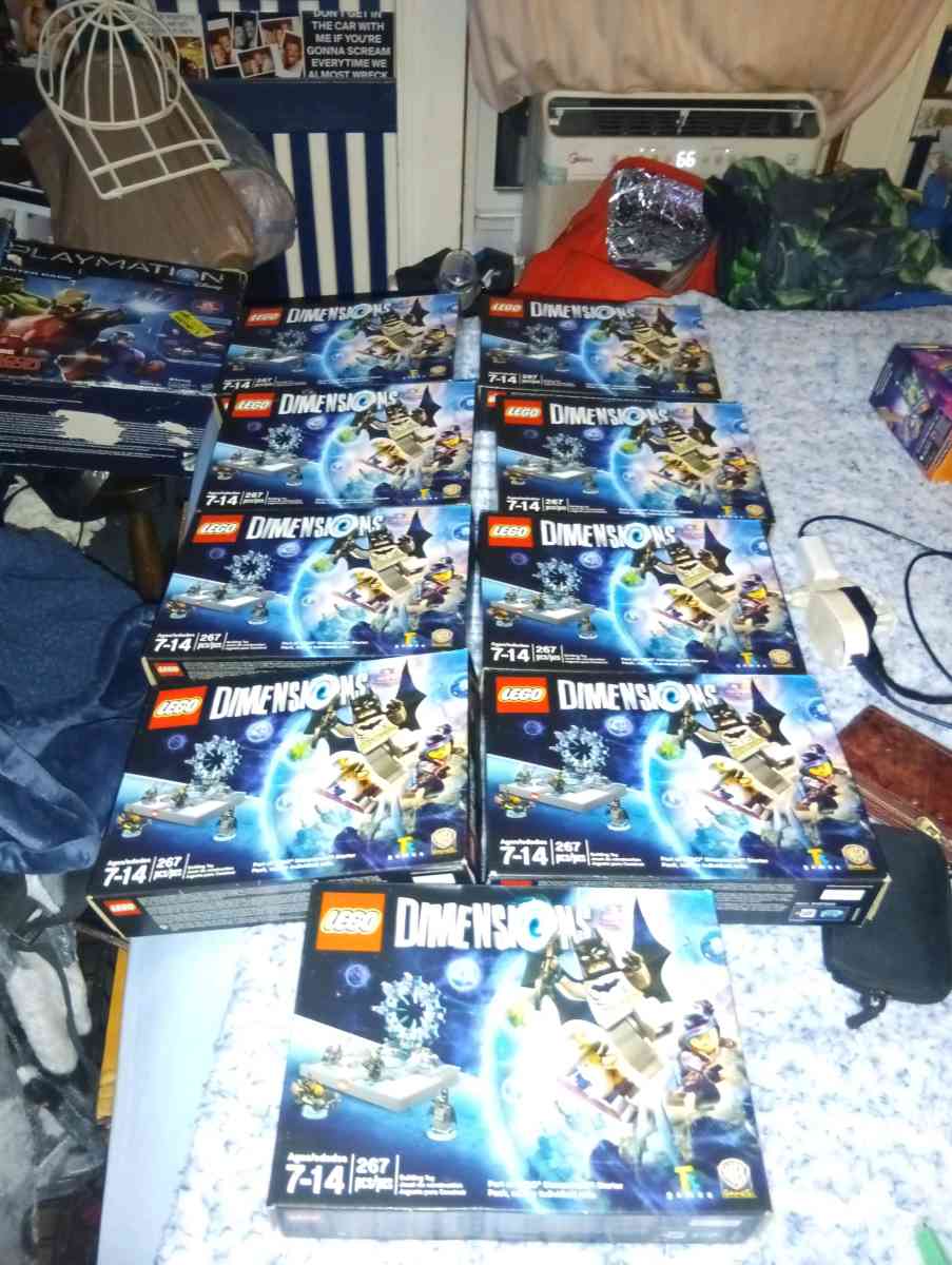 267 piece set nine boxes in total Lego dimensions starter se