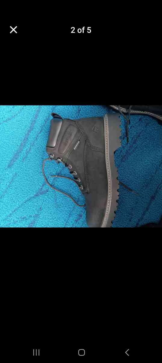 size 9 Wolverine waterproof steel toe boots