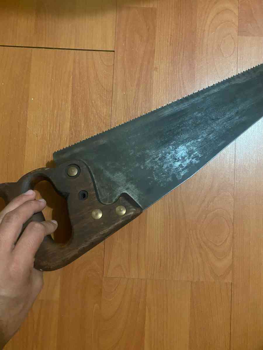 handsaw