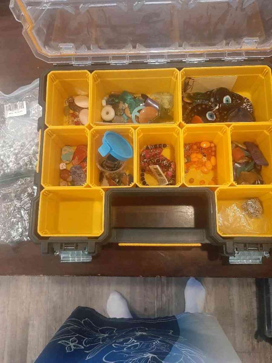 Beading and Jewelry making supplies