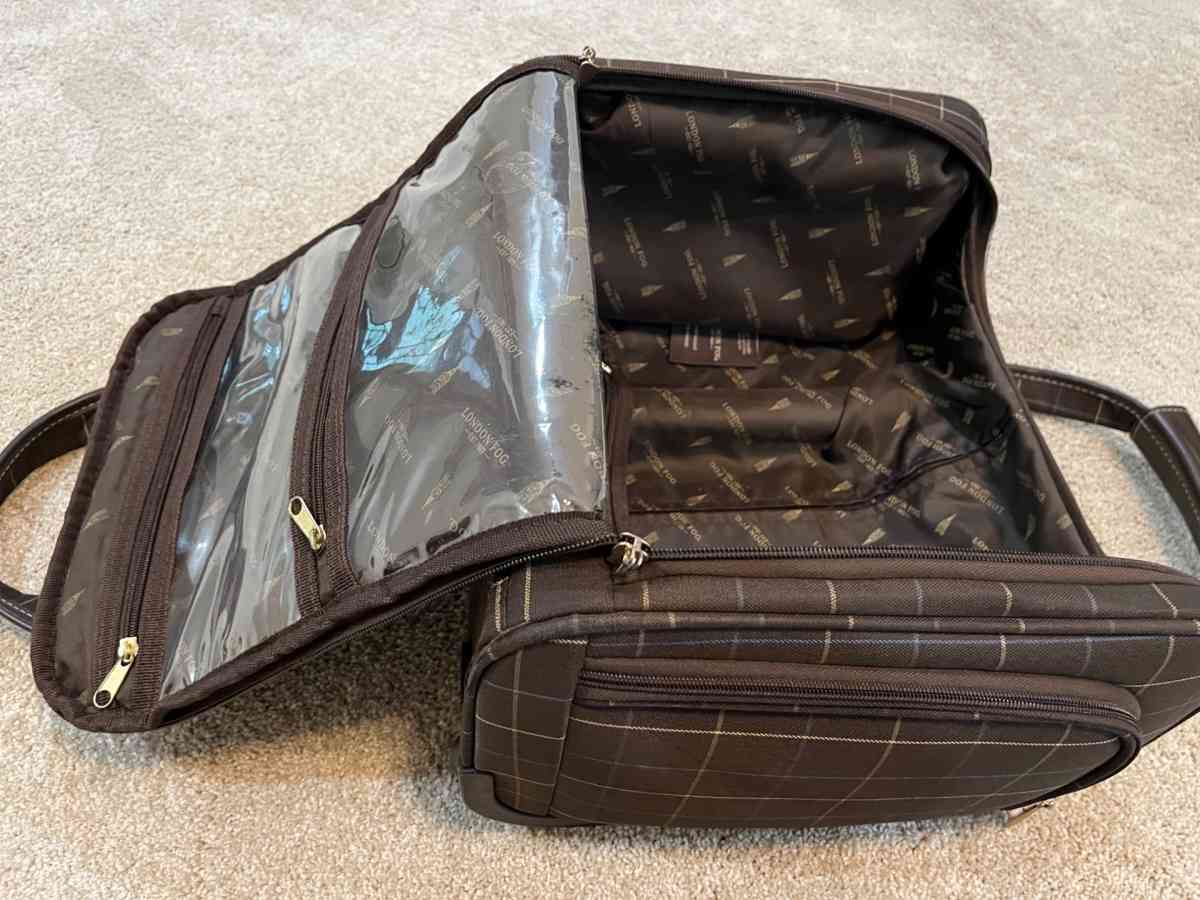 London Fog Hand carry for Traveling