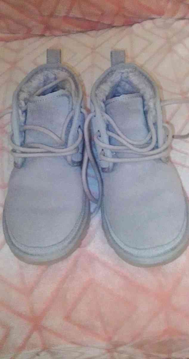 UGG Neumel Womens Boots