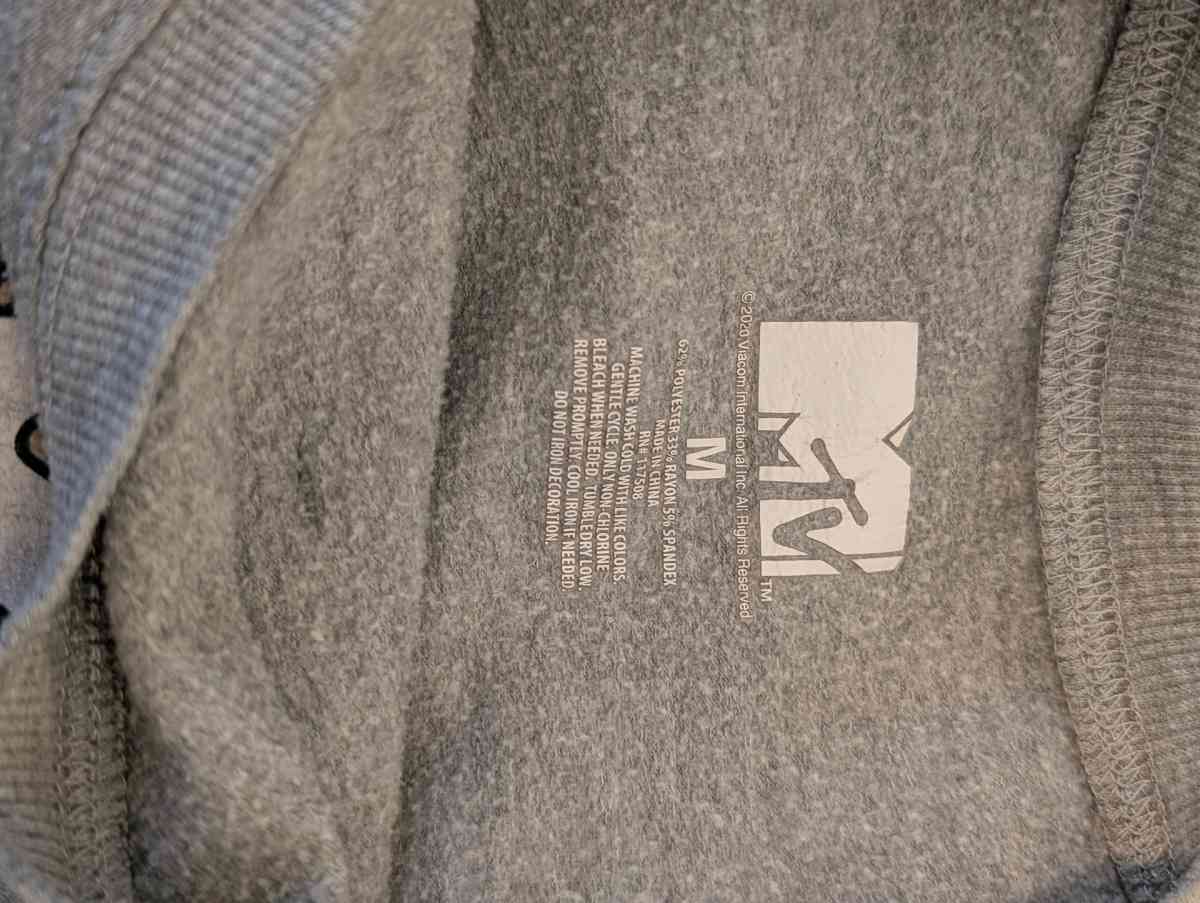 womens mtv womens crew neck