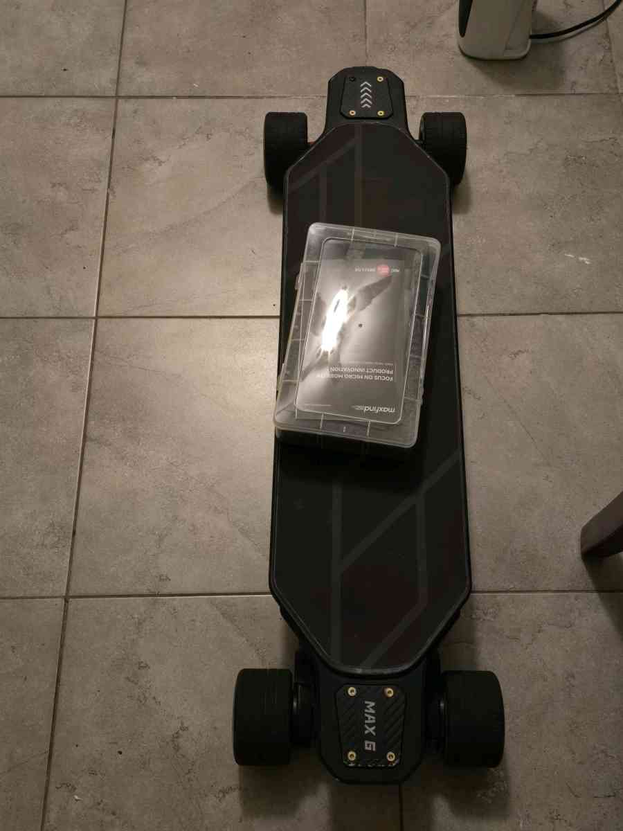 Max 6 electric skateboard