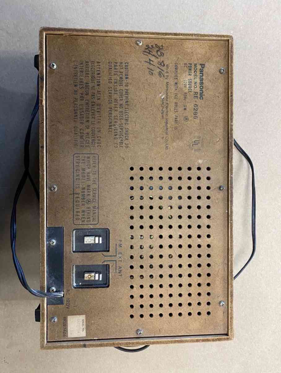 Vintage Panasonic AMFM Radio Model RE6286 By Matsushita Elec