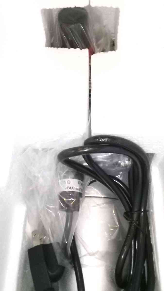 BRAND NEW AIRGOO AIR COMPRESSOR SET WITH EVERYTHING TO START