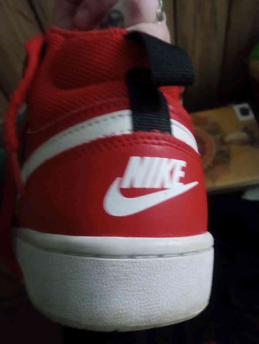 Nike Air Force 1 mid utility high tops black and red