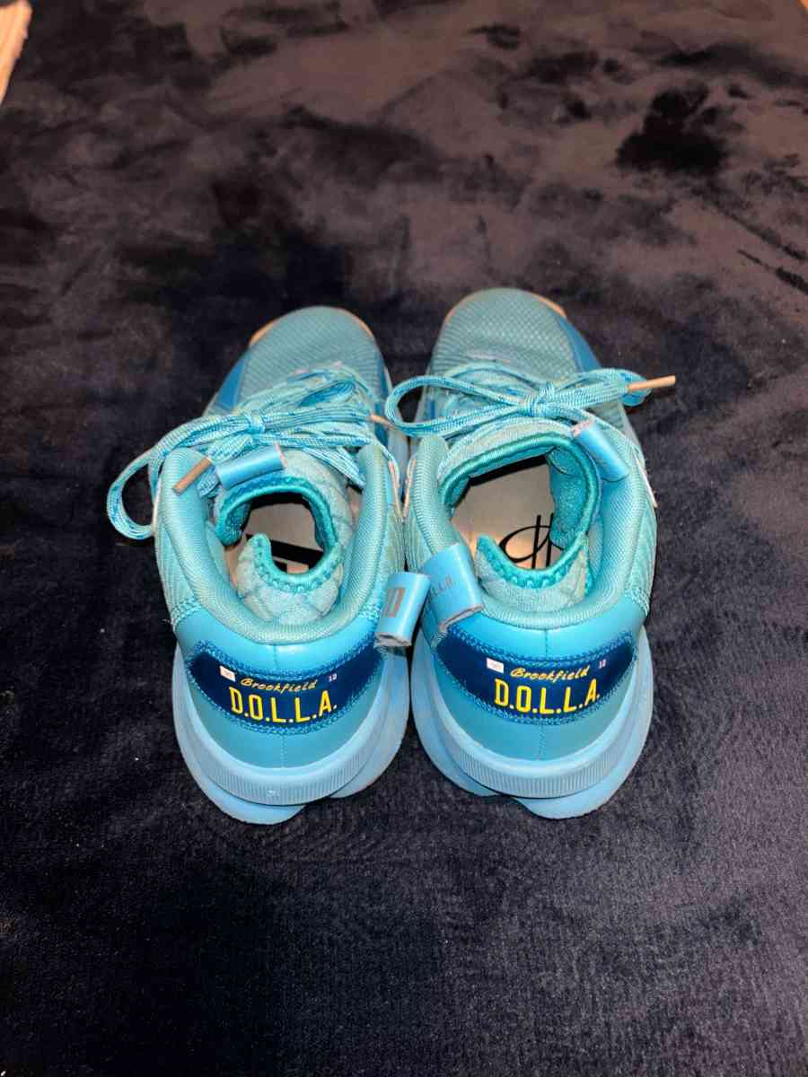 Adidas Dame 8 Young Dolla Mens Sz 6 Blue Cyan Silver Basketb