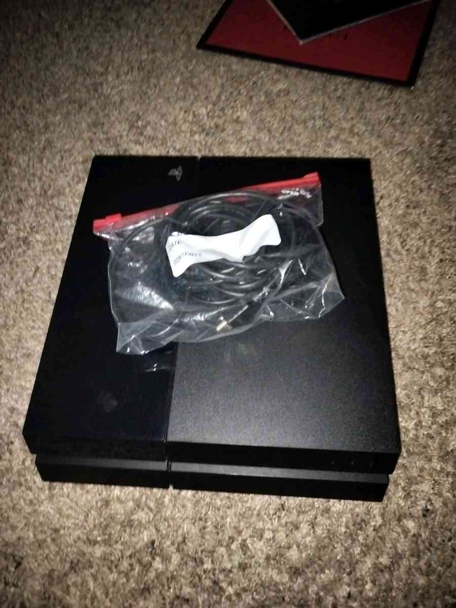 PS4 500GB NO CONTROLLERS