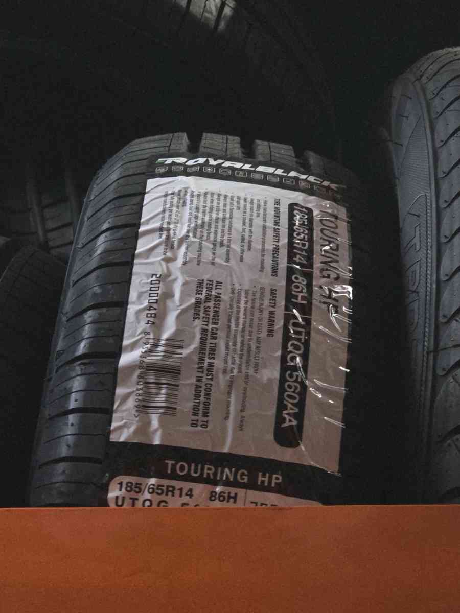 En venta ROYAL BLACK 18565R14  86H Touring HP