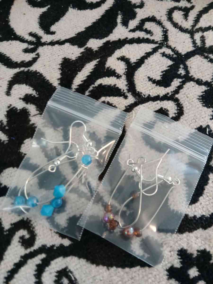 bracelets necklace and earrings